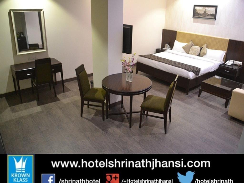 Hotel Shrinath Palace โอร์ชชา ภายนอก รูปภาพ